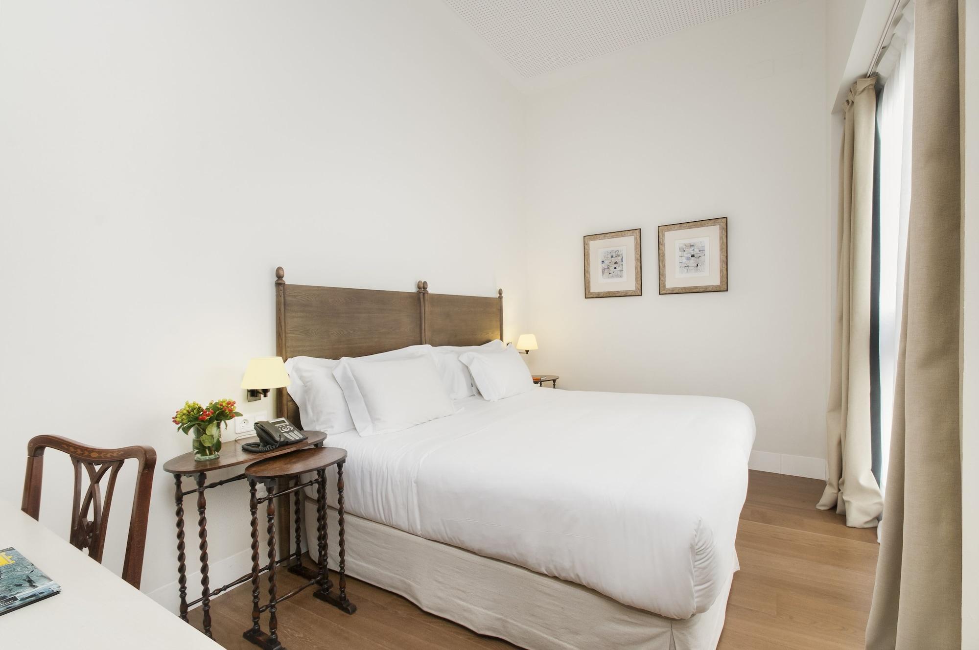 Amadeus Hotel Siviglia