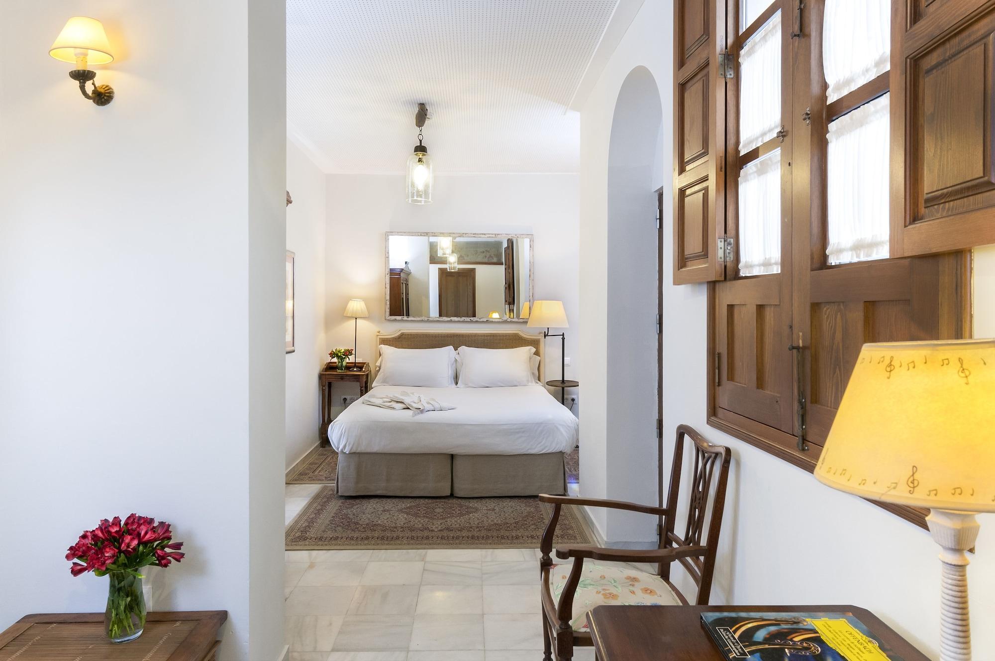 Hotel Amadeus 4*