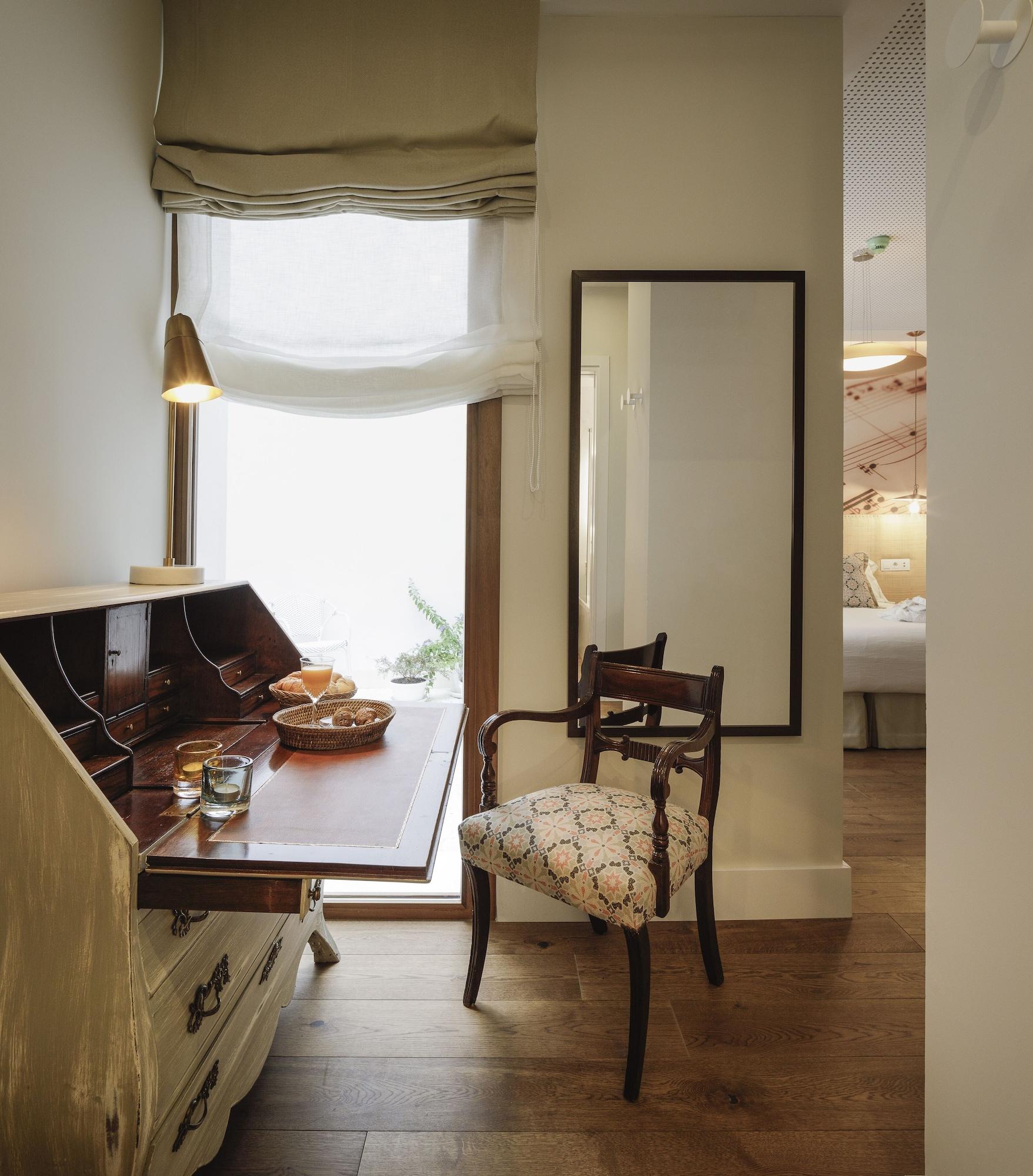 Hotel Amadeus 4*